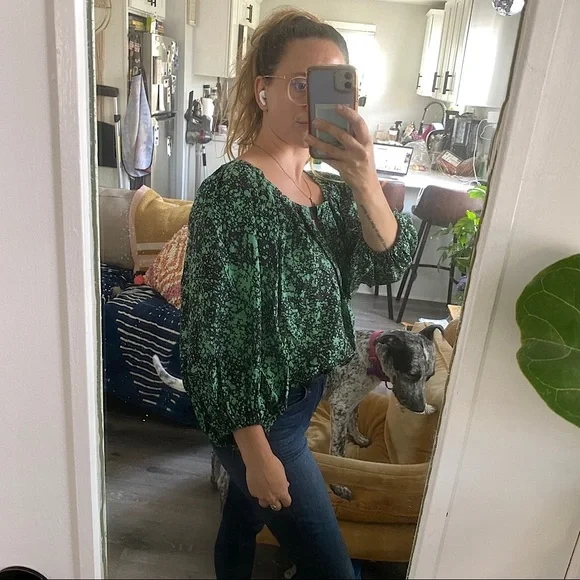 Diane von Fürstenberg Silk Blouse Puff Sleeve Green Splatter Print size Small - Picture 4 of 13